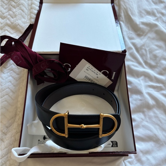 Gucci Accessories - Gucci reversible belt Brand New